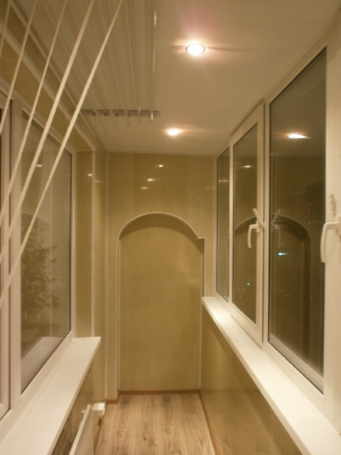 Внутренняя отделка балконов и лоджий в Саратове